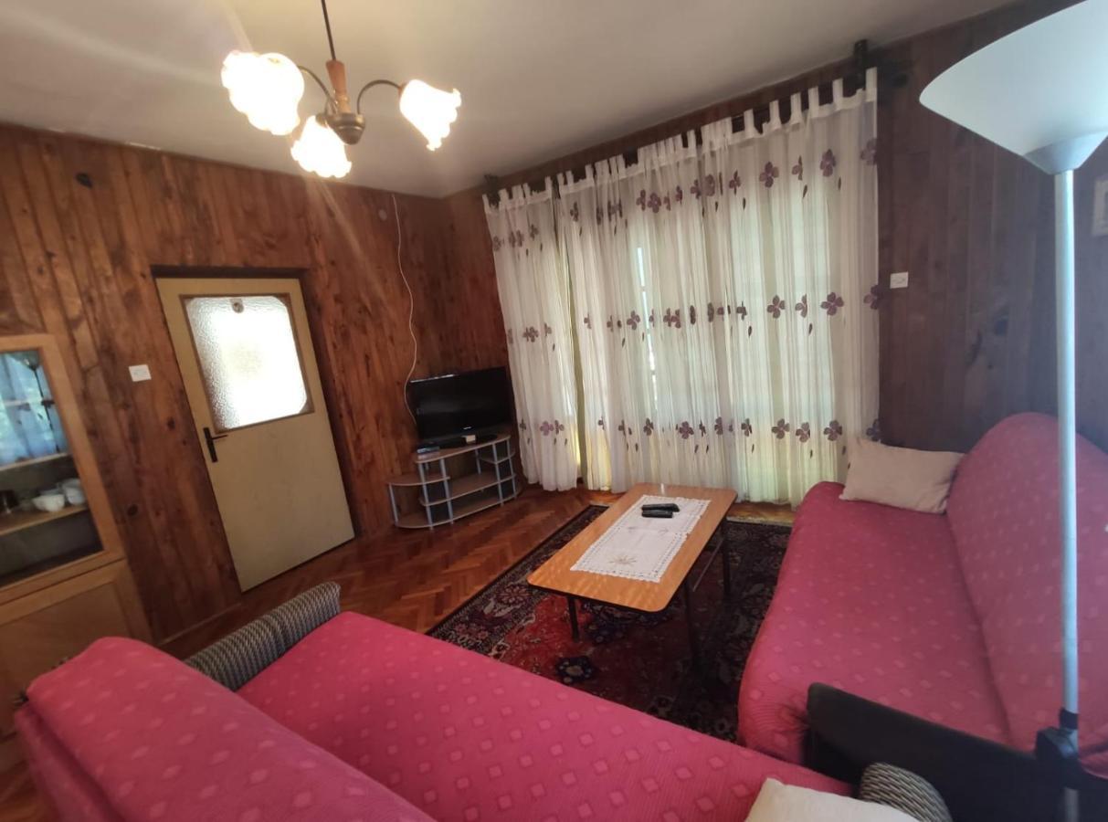Family Apartment Near Beach بيوغْغاد نا موغو المظهر الخارجي الصورة