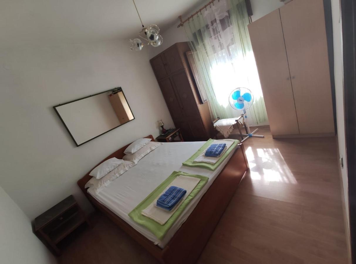 Family Apartment Near Beach بيوغْغاد نا موغو المظهر الخارجي الصورة