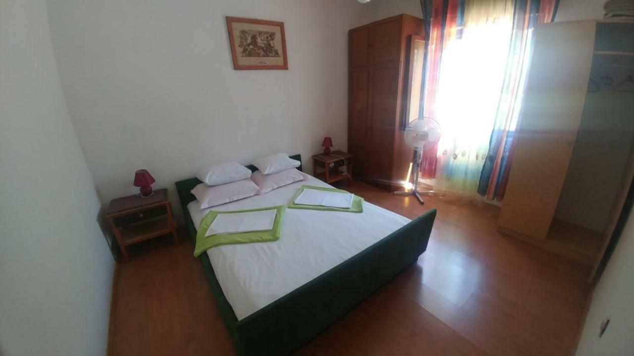 Family Apartment Near Beach بيوغْغاد نا موغو المظهر الخارجي الصورة