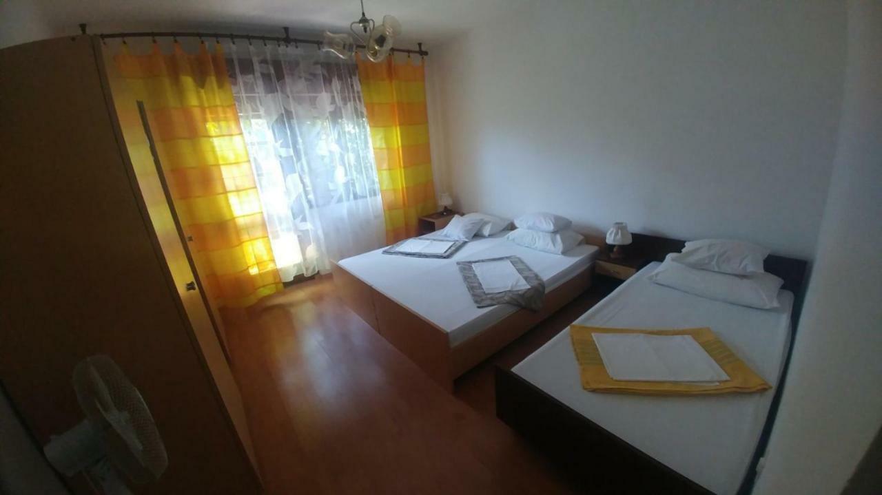 Family Apartment Near Beach بيوغْغاد نا موغو المظهر الخارجي الصورة